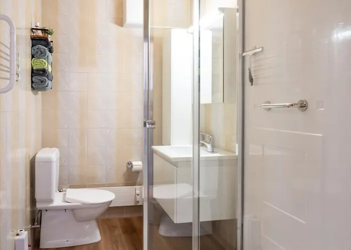 Marlis 180 View Swimming Pool And Parking 아파트 *