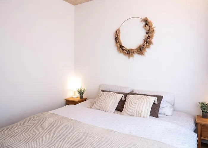 Marlis 180 View Swimming Pool And Parking Apartman