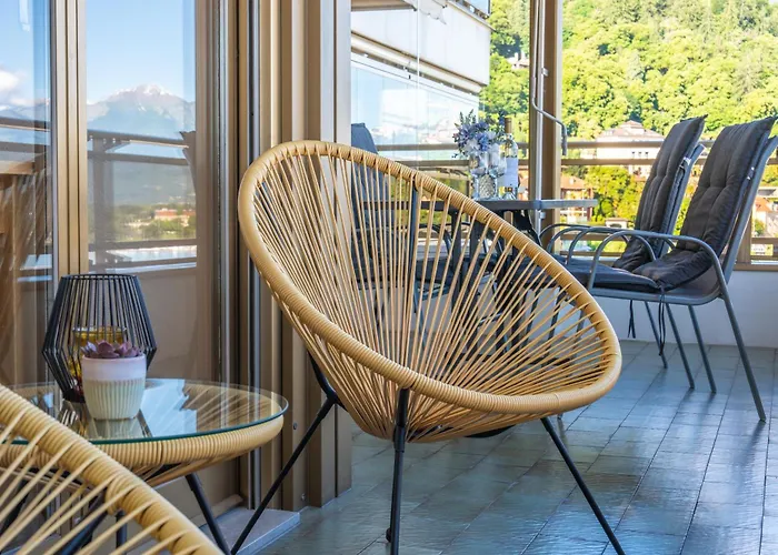 Marlis 180 View Swimming Pool And Parking Apartament